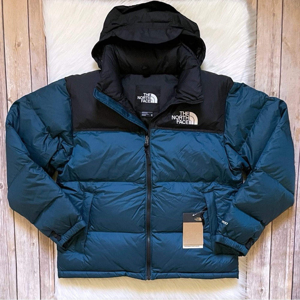 The North Face Men’s 1996 Retro Nuptse Jacket - Picture 3 of 10